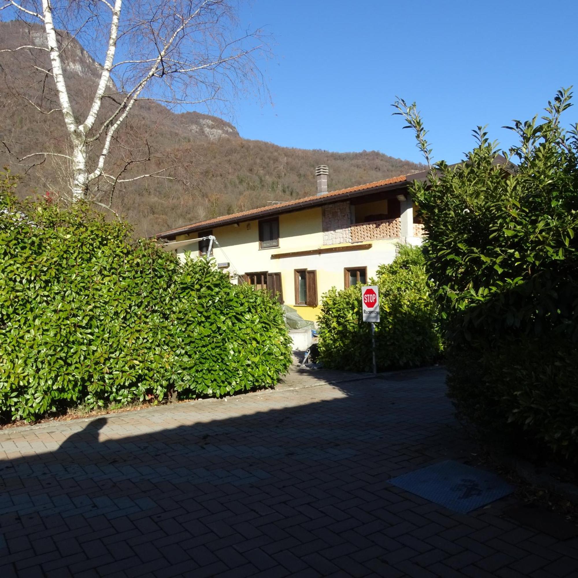 Agriturismo Campo Dei Fiori Rancio Valcuvia Kültér fotó